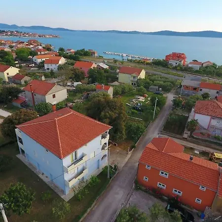 Js * Bibinje