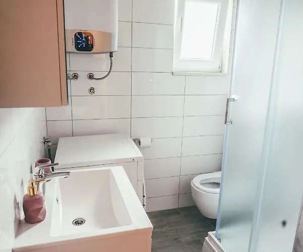 Js Appartement Bibinje